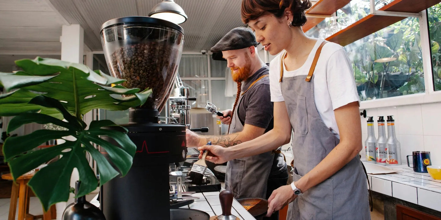 Unlocking the Perfect Brew: How Temperature Impacts Coffee Grinder Settings - The Wood Roaster