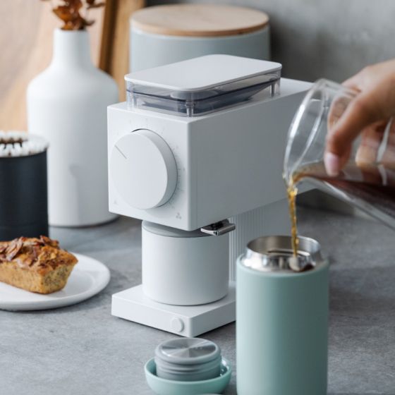 
                  
                    Fellow Ode Electric Coffee Grinder - White - The Wood Roaster
                  
                